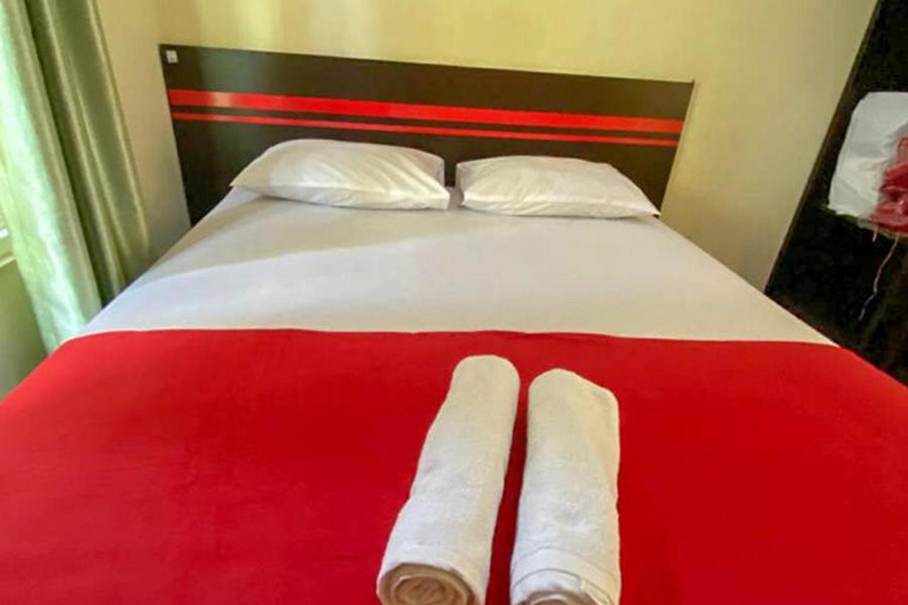 Rama Shinta Homestay Near Gembiral Loka Zoo Redpartner Jogjakarta Buitenkant foto