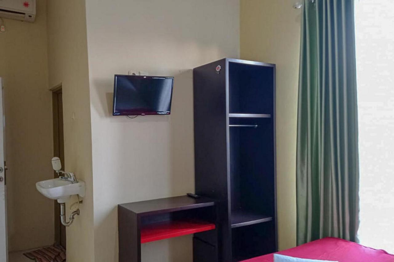 Rama Shinta Homestay Near Gembiral Loka Zoo Redpartner Jogjakarta Buitenkant foto