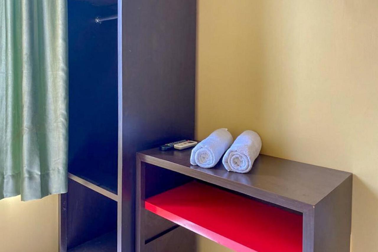 Rama Shinta Homestay Near Gembiral Loka Zoo Redpartner Jogjakarta Buitenkant foto