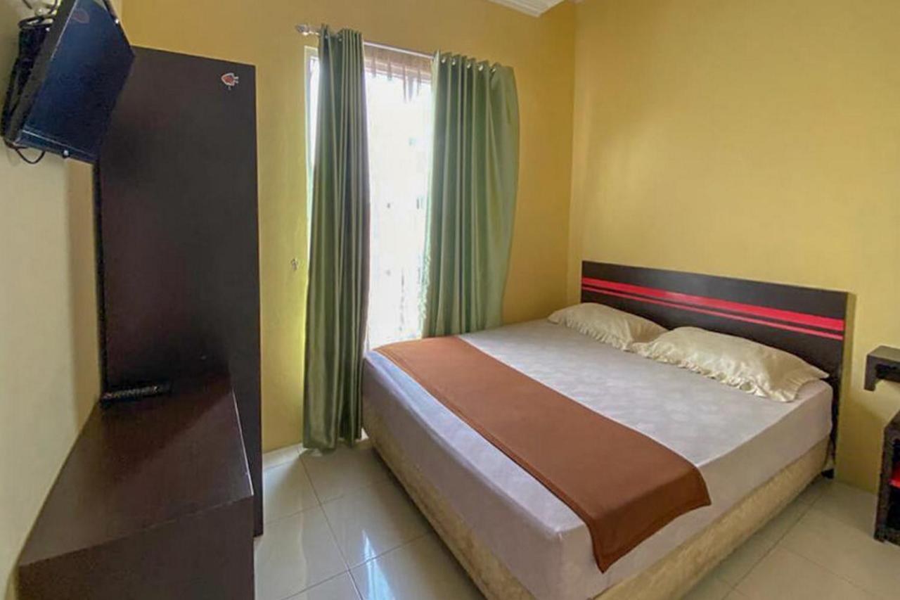 Rama Shinta Homestay Near Gembiral Loka Zoo Redpartner Jogjakarta Buitenkant foto